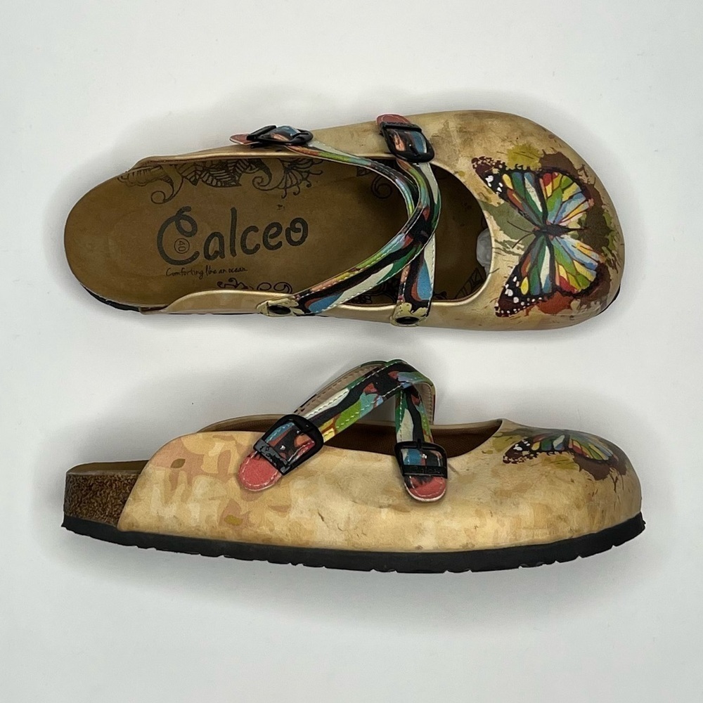 Calceo Women’s Colorful Butterflied Patterned Sandal Clogs - Picture 2 of 12